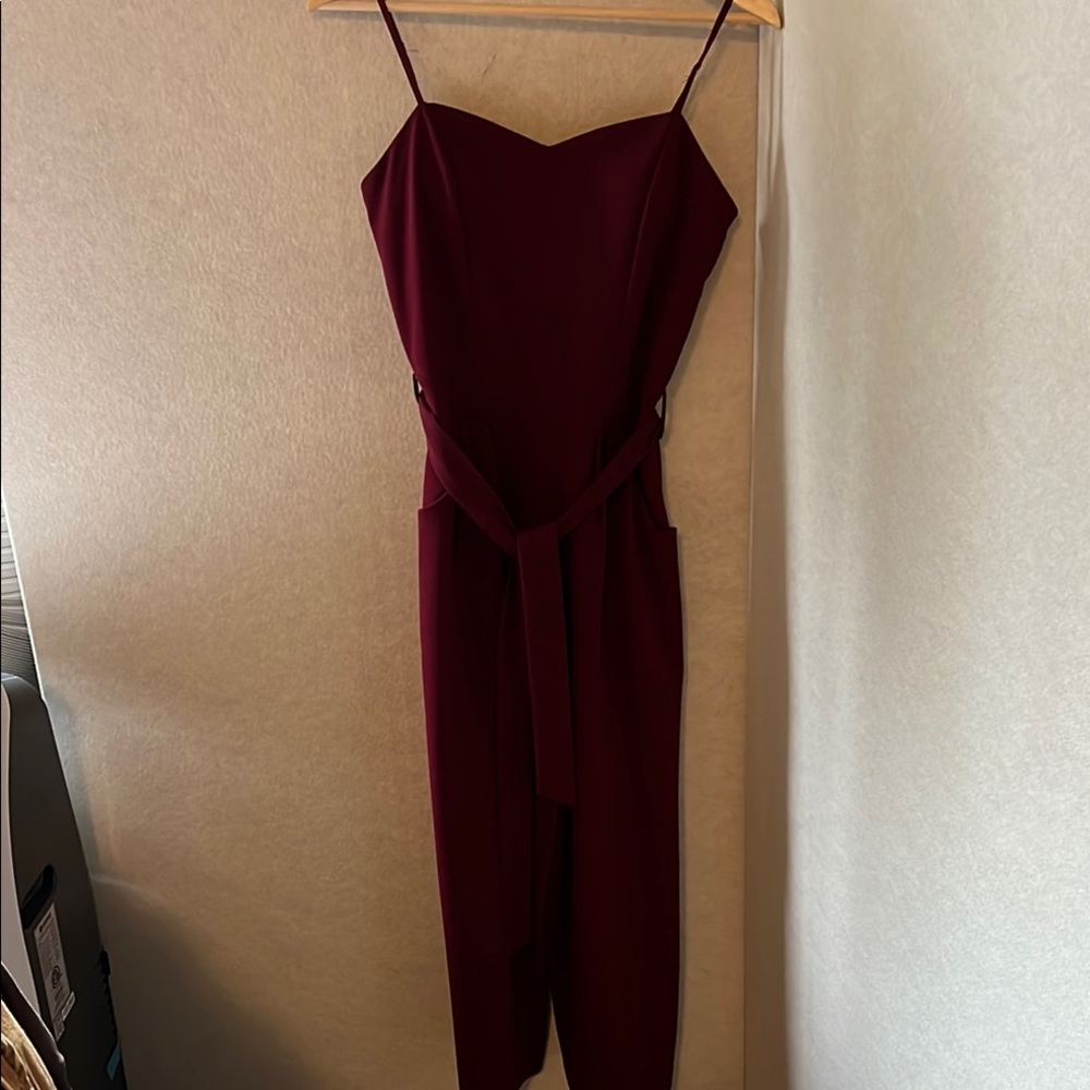 Emerald Sundae Deep Red Attire